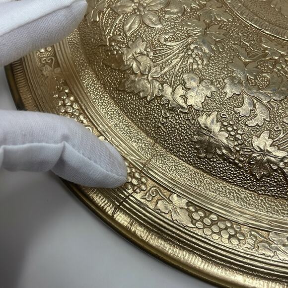 Vintage Guildcraft New York Embossed Tim - Picture 10 of 13